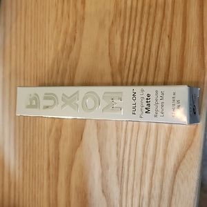 Buxum Full on plumping lip Matte in Brunching